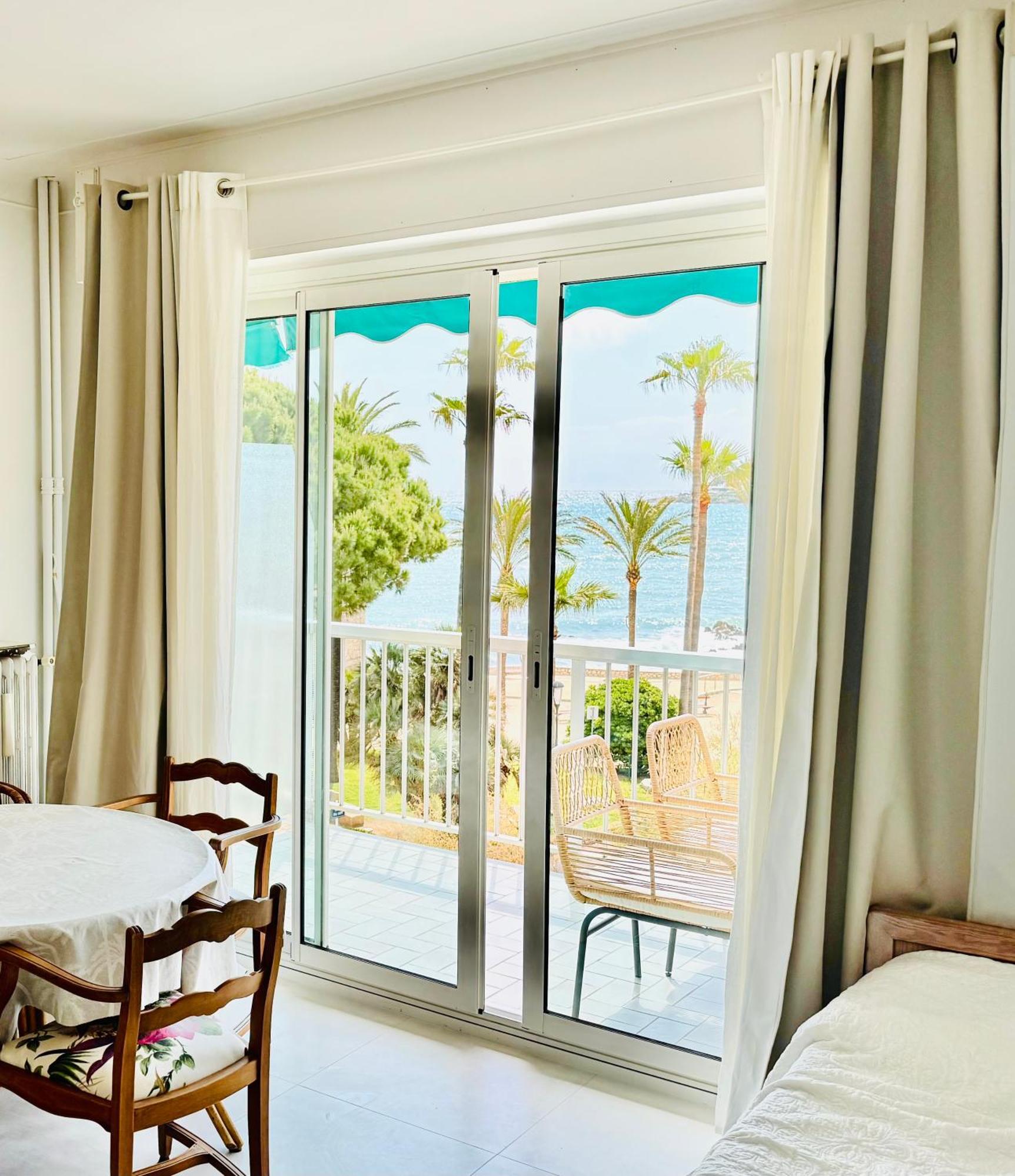 Cozy Studio, Sea View, Old Town, Near Beaches أنتيب المظهر الخارجي الصورة
